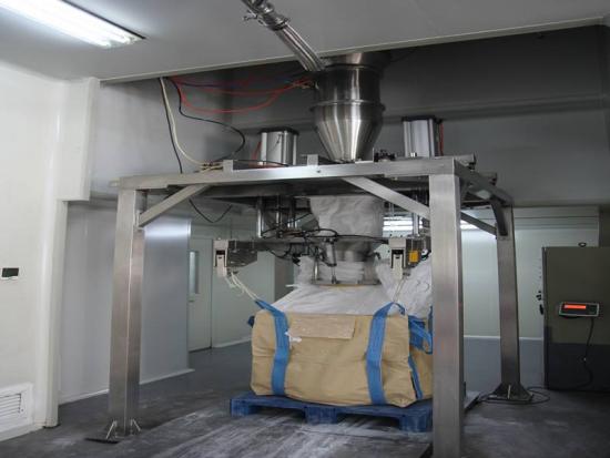 автоматическая упаковочная машина для тонных мешков (гранулированный и порошкообразный материал) 